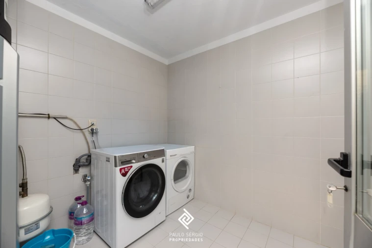 Moradia T4 para Venda em Moreira Foto 23