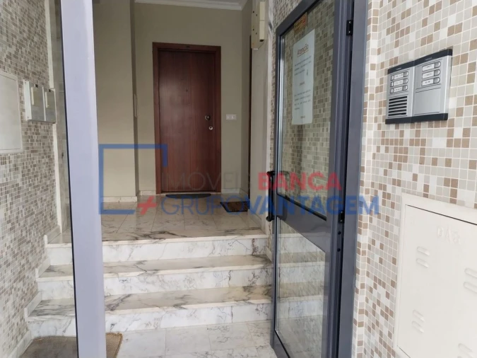 Apartamento T4 para Venda em Alter do Chão Foto 2