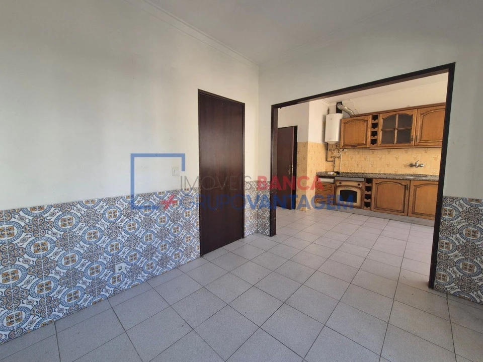 Apartamento T2 para Venda em Agualva e Mira-Sintra Foto 6