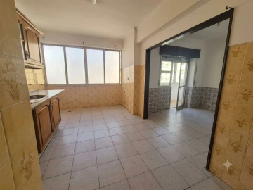Apartamento T2 para Venda em Agualva e Mira-Sintra