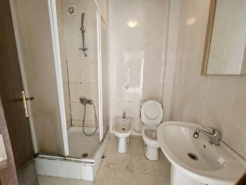 Apartamento T2 para Venda em Agualva e Mira-Sintra