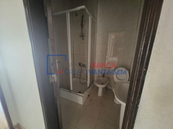 Apartamento T2 para Venda em Agualva e Mira-Sintra Foto 26