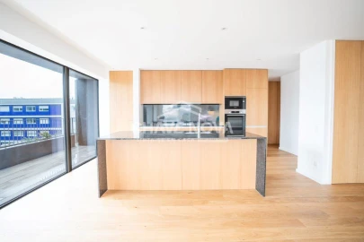 Apartamento T4 para Venda em Custóias, Leça do Balio e Guifões