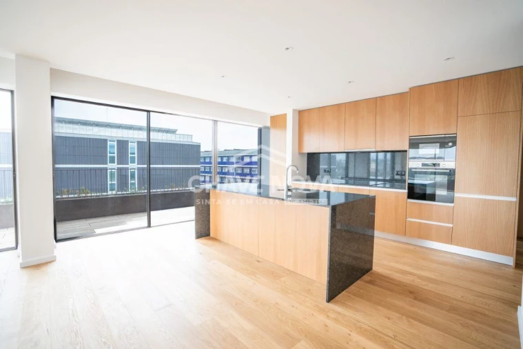 Apartamento T4 para Venda em Custóias, Leça do Balio e Guifões Foto 3