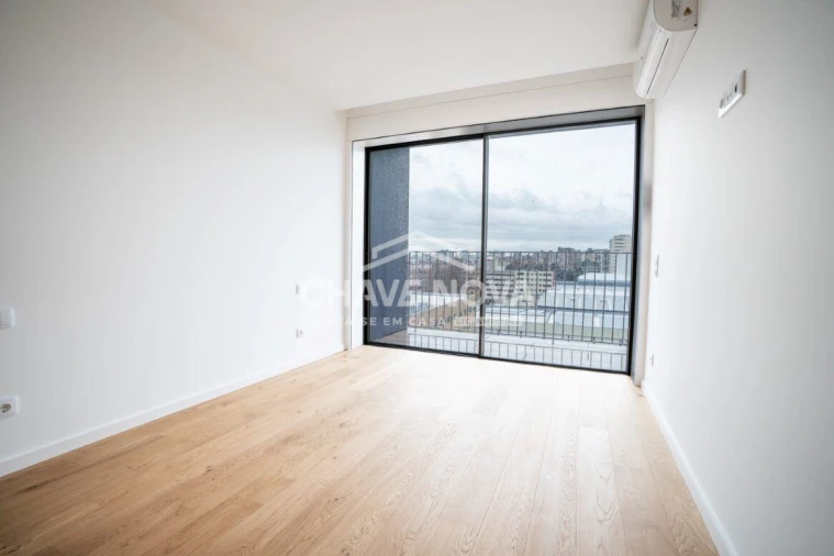 Apartamento T4 para Venda em Custóias, Leça do Balio e Guifões Foto 10