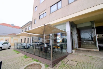 Apartamento T3 para Arrendamento em Aldoar, Foz do Douro e Nevogilde
