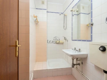 Apartamento T3 para Arrendamento em Aldoar, Foz do Douro e Nevogilde