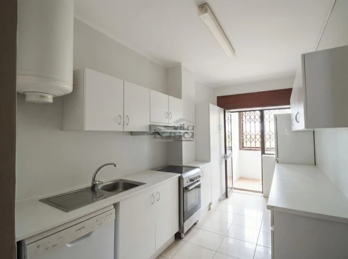 Apartamento T3 para Arrendamento em Aldoar, Foz do Douro e Nevogilde Foto 29