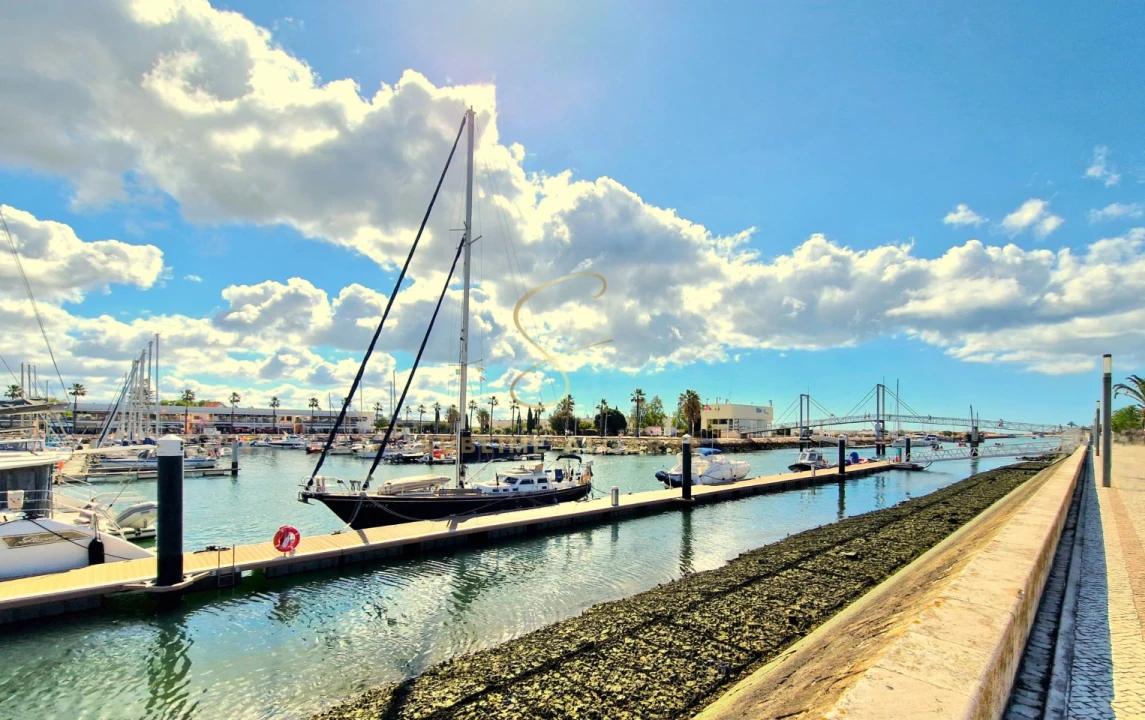 Apartamento T2 para Venda em Lagos (São Sebastião e Santa Maria) Foto 16