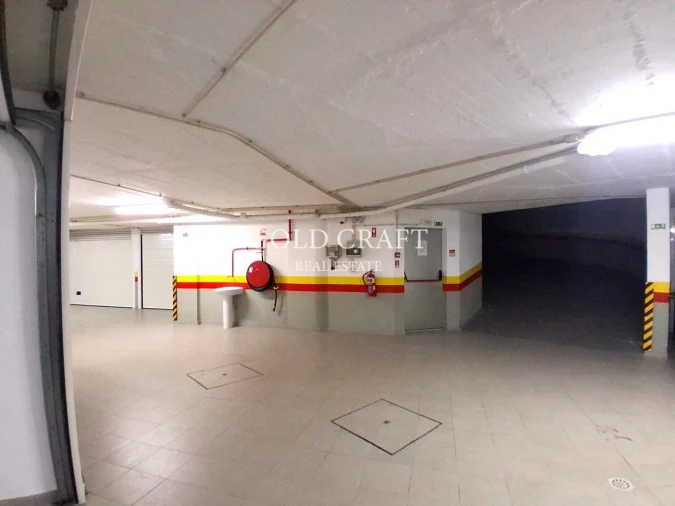 Apartamento T3 para Venda em Alfragide Foto 33