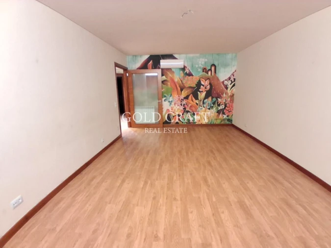 Apartamento T3 para Venda em Alfragide Foto 4