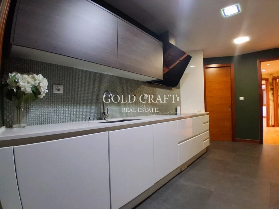 Apartamento T3 para Venda em Alfragide Foto 9