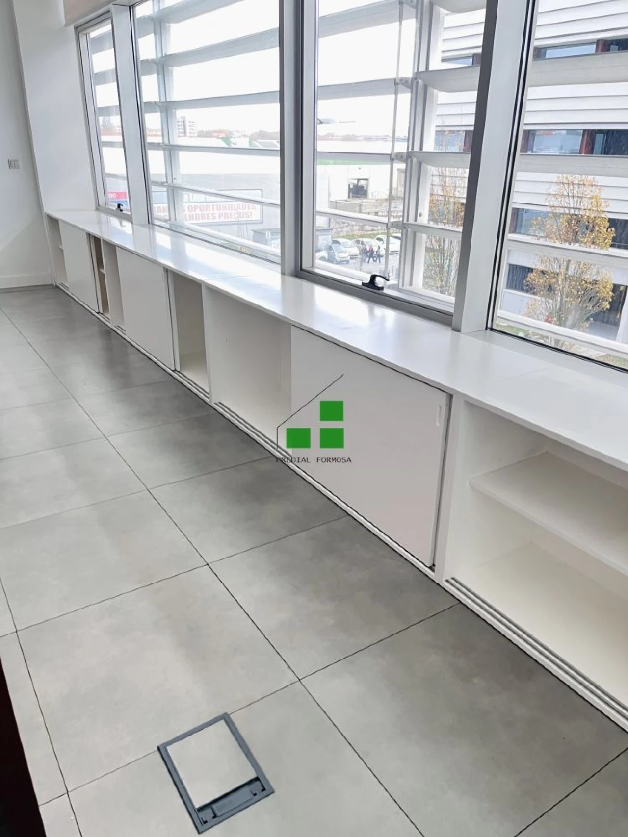 Loja para Arrendamento em Ramalde Foto 6