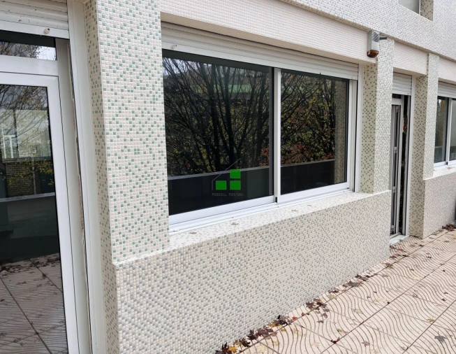 Loja para Arrendamento em Cedofeita, Santo Ildefonso, Sé, Miragaia, São Nicolau e Vitória Foto 2