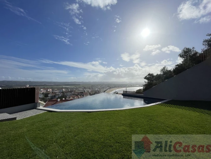 Apartamento T3 para Venda em São Martinho do Porto Foto 3