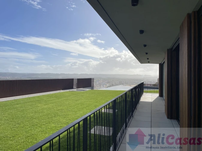 Apartamento T3 para Venda em São Martinho do Porto Foto 13