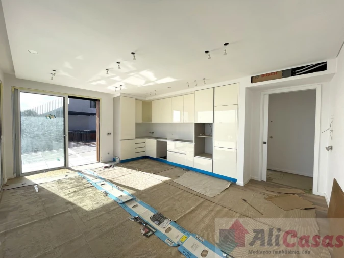 Apartamento T3 para Venda em São Martinho do Porto Foto 16