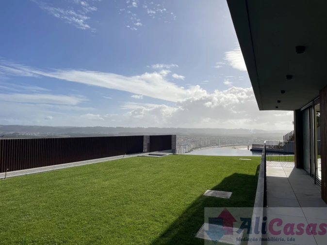 Apartamento T3 para Venda em São Martinho do Porto Foto 12