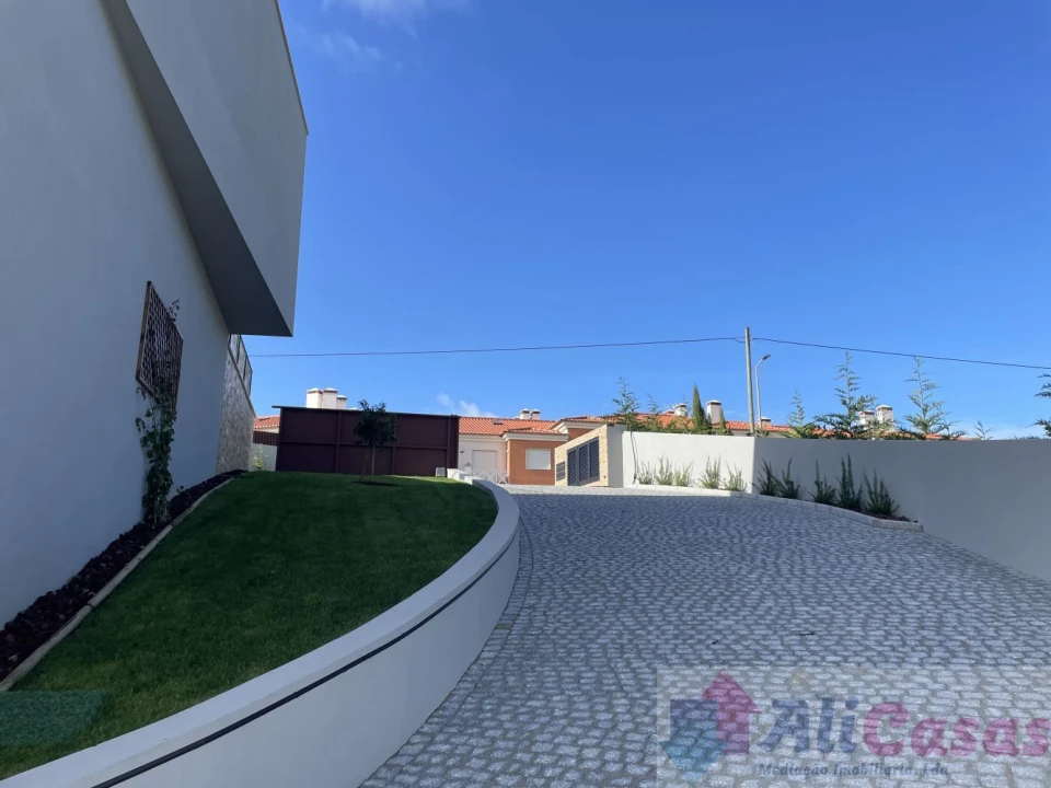 Apartamento T3 para Venda em São Martinho do Porto Foto 15