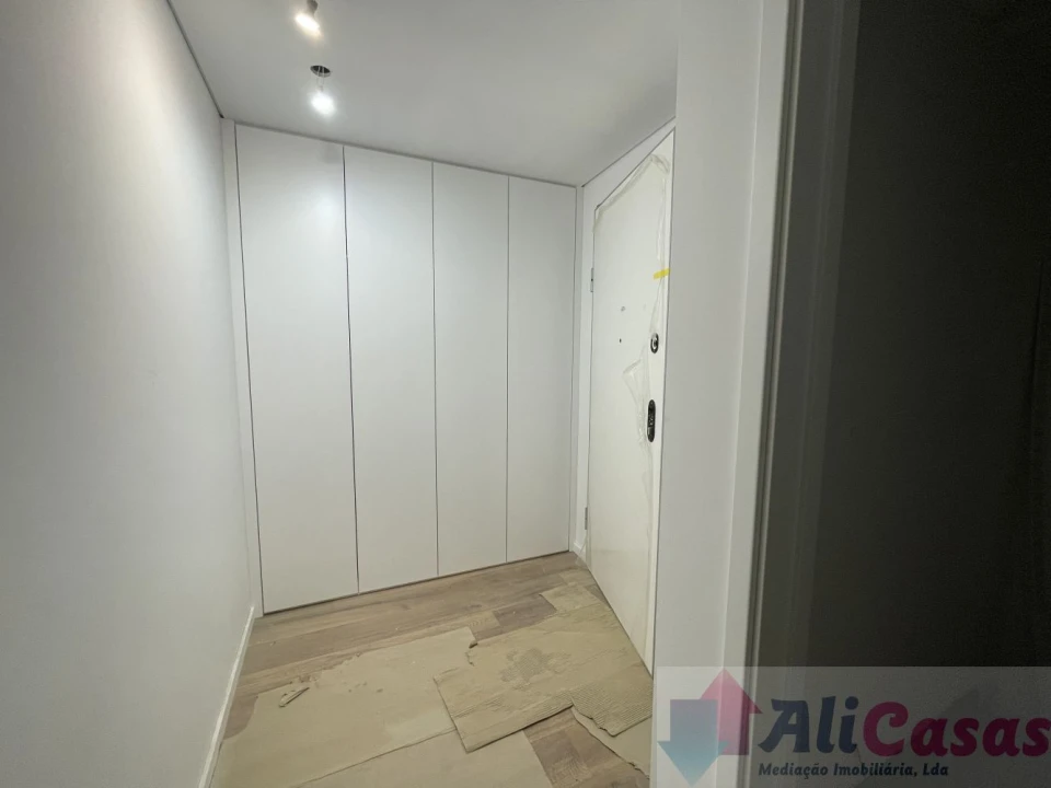 Apartamento T3 para Venda em São Martinho do Porto Foto 22