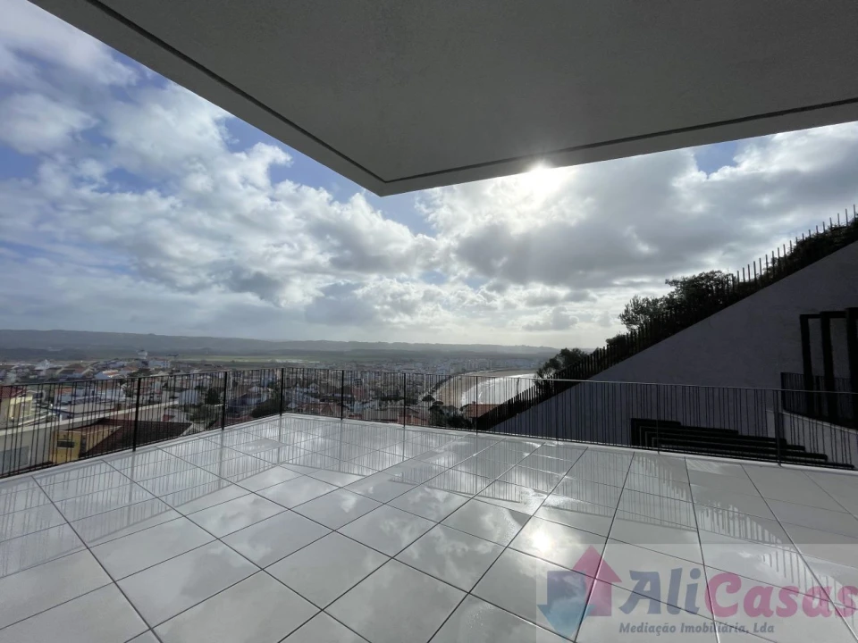 Apartamento T3 para Venda em São Martinho do Porto Foto 11