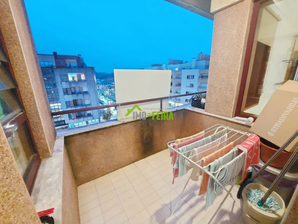 Apartamento T3 para Venda em Santa Maria da Feira, Travanca, Sanfins e Espargo Foto 2