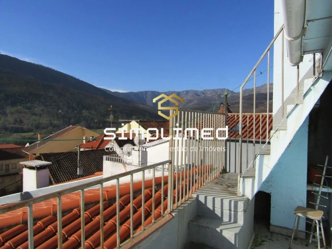 Moradia T4 para Venda em Verdelhos Foto 2