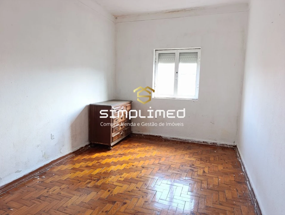 Apartamento T3 para Venda em Covilhã e Canhoso Foto 9