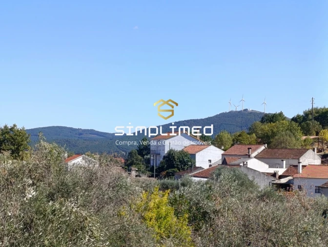 Moradia T4 para Venda em Três Povos Foto 26