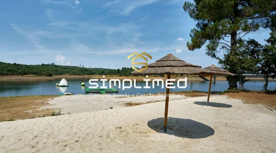 Moradia T4 para Venda em Três Povos Foto 51