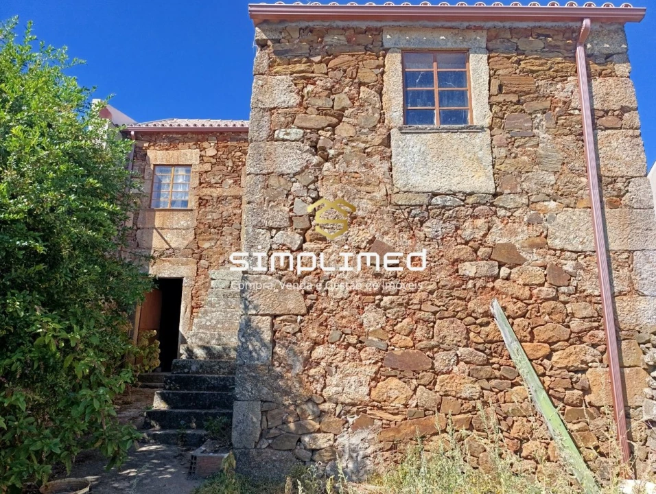 Moradia T4 para Venda em Três Povos Foto 15