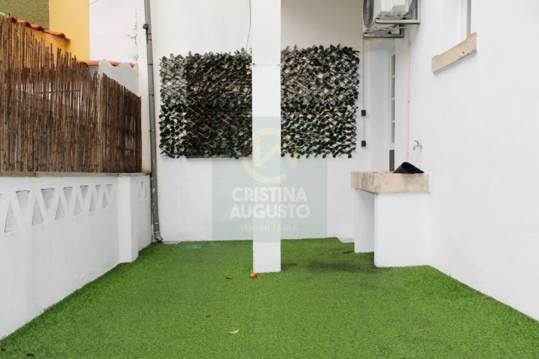 Apartamento T2 para Venda em Castelo Branco Foto 30