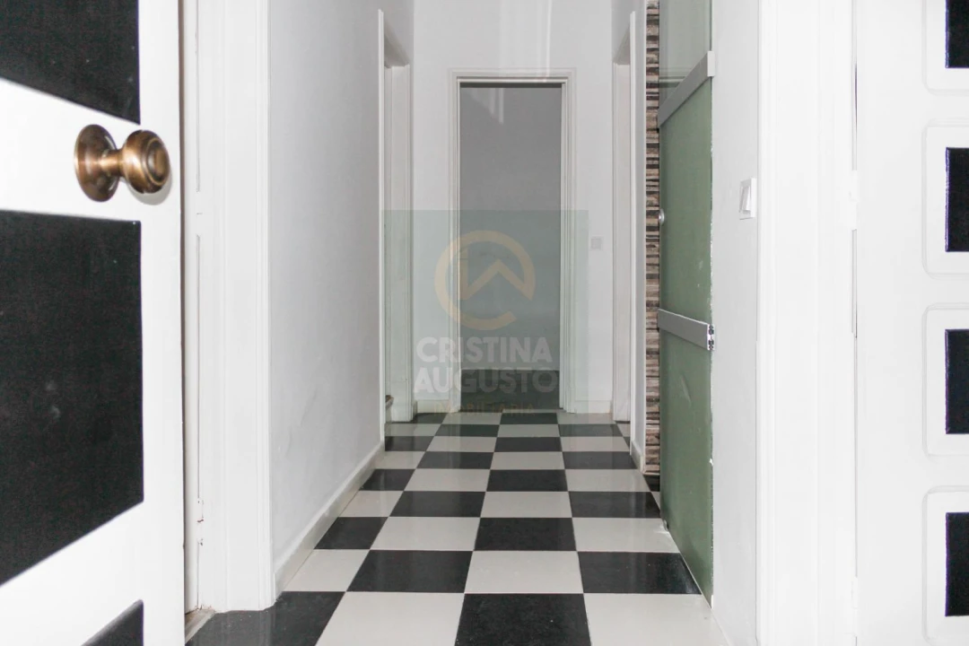 Apartamento T2 para Venda em Castelo Branco Foto 2