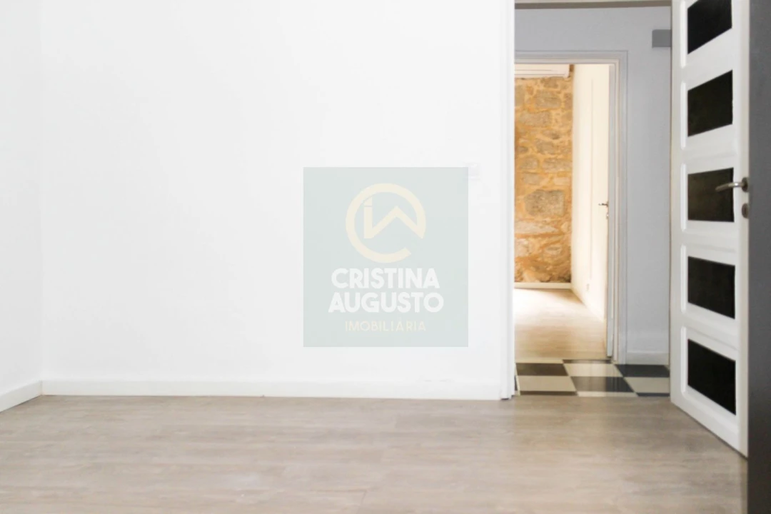 Apartamento T2 para Venda em Castelo Branco Foto 26
