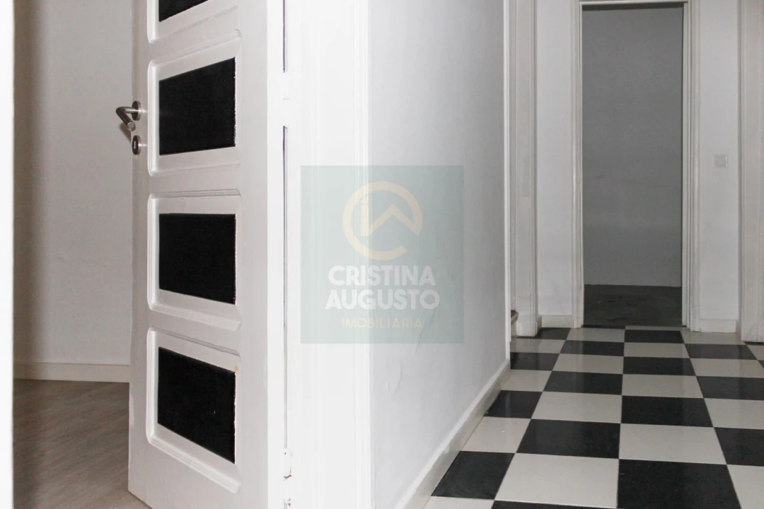 Apartamento T2 para Venda em Castelo Branco Foto 1