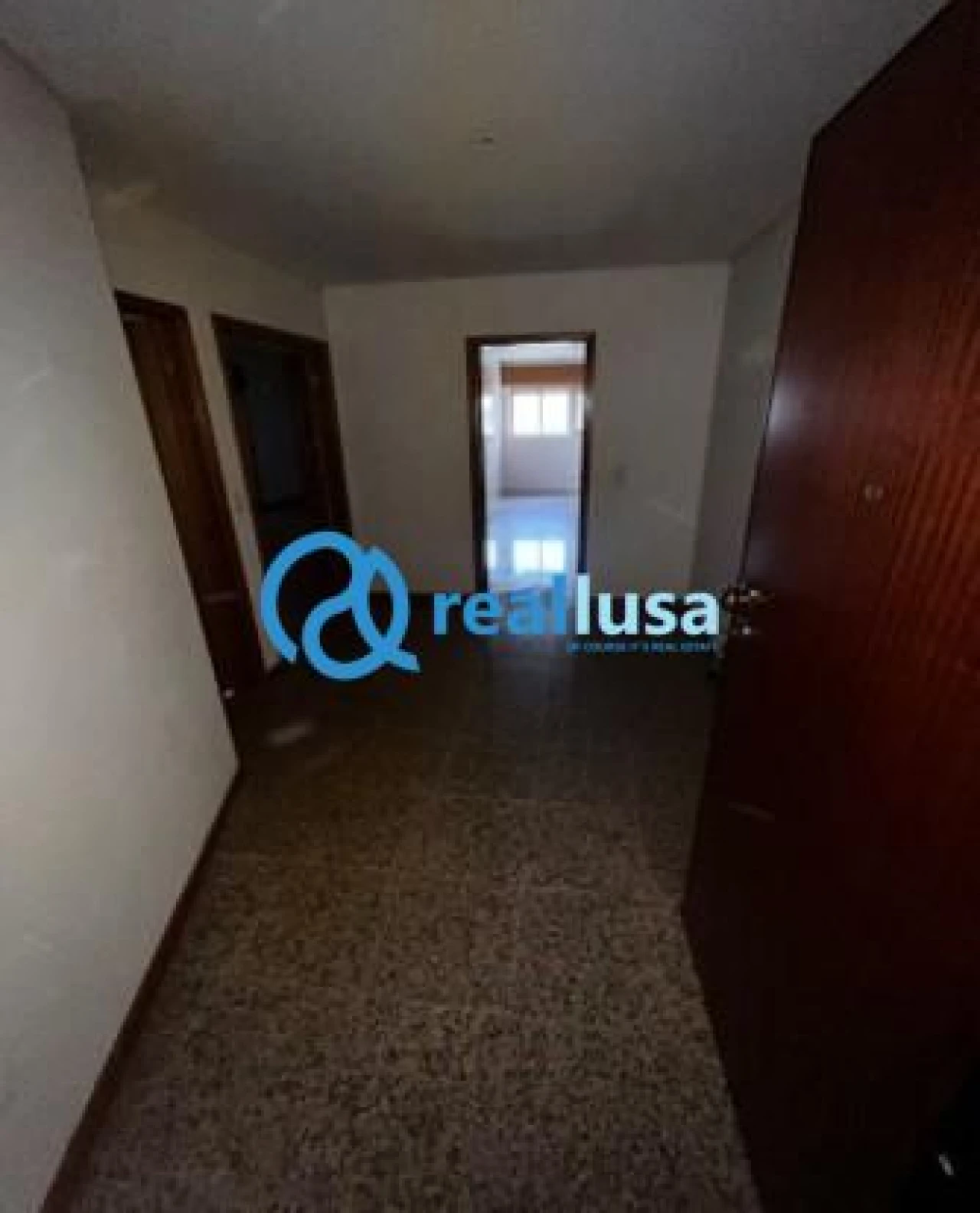 Apartamento T2 para Venda em Bonfim Foto 3