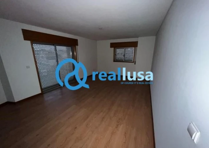 Apartamento T2 para Venda em Bonfim Foto 1