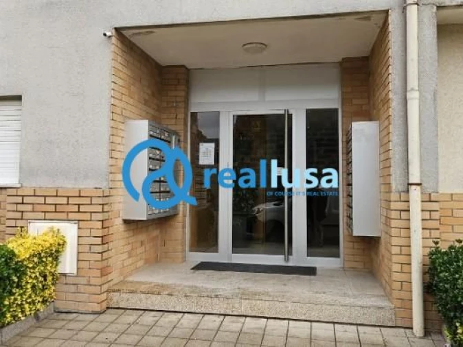 Apartamento T2 para Venda em Bonfim Foto 9