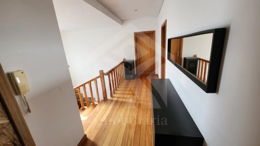 Moradia T5 para Venda em Fradelos Foto 25