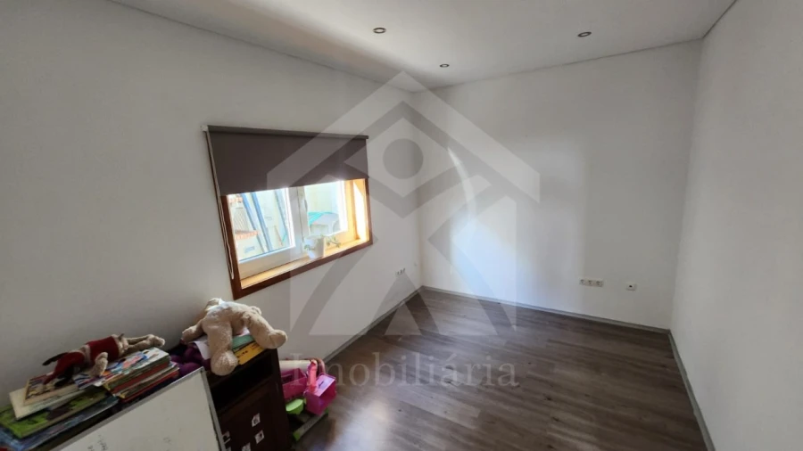 Moradia T5 para Venda em Fradelos Foto 26