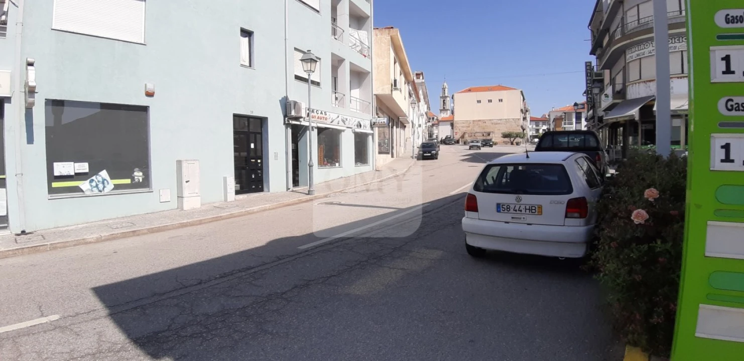 Loja para Venda em Valpaços e Sanfins Foto 23