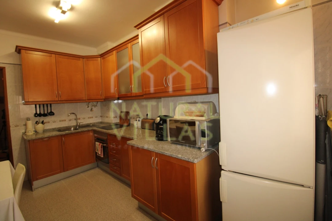 Apartamento T2 para Venda em Laranjeiro e Feijó Foto 3