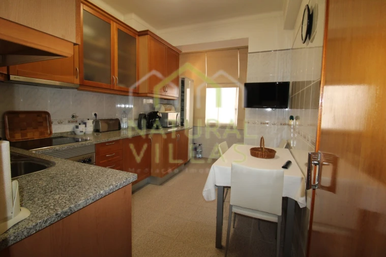 Apartamento T2 para Venda em Laranjeiro e Feijó Foto 2