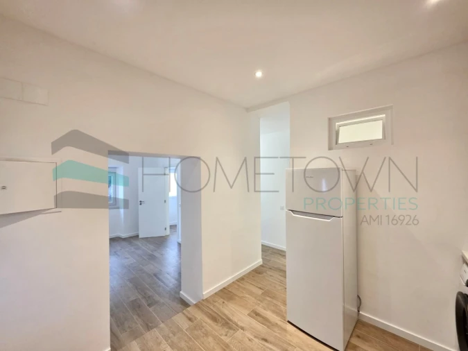 Moradia T6 para Venda em Albufeira e Olhos de Água Foto 2