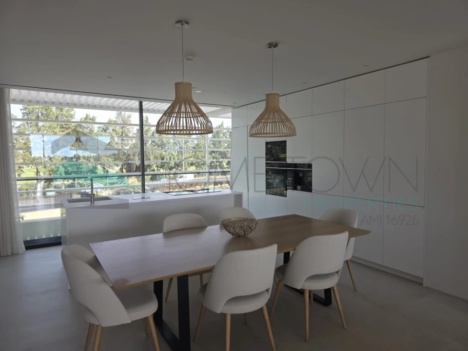 Apartamento T2 para Venda em Quarteira Foto 5