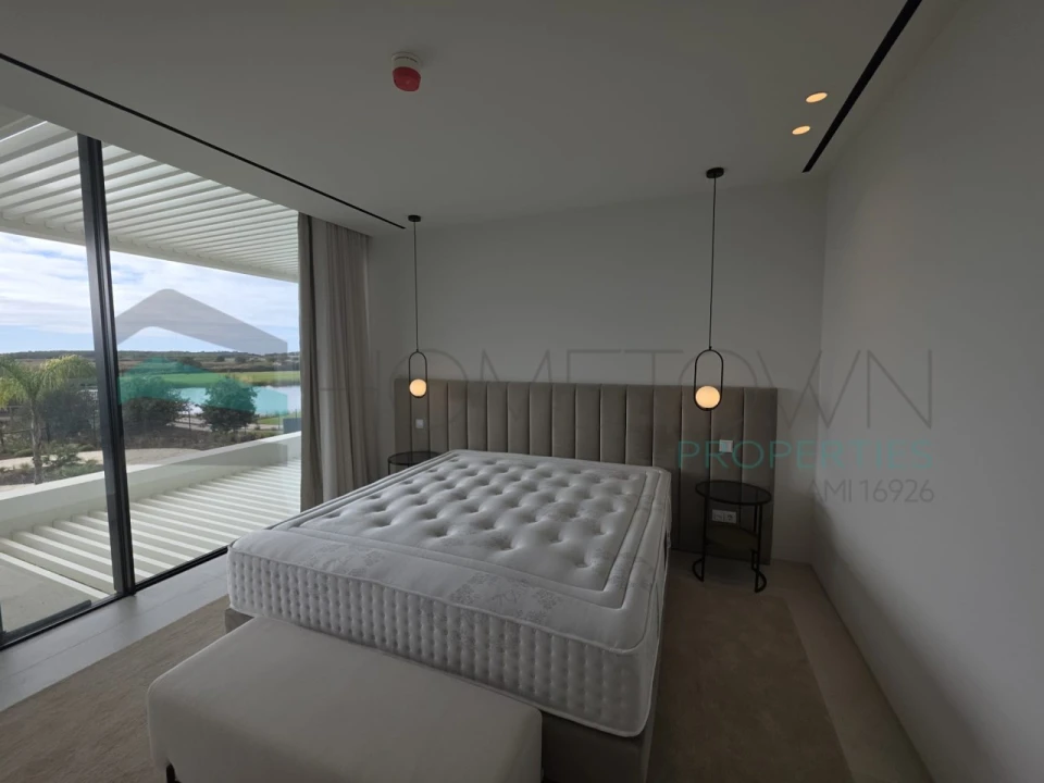 Apartamento T2 para Venda em Quarteira Foto 9