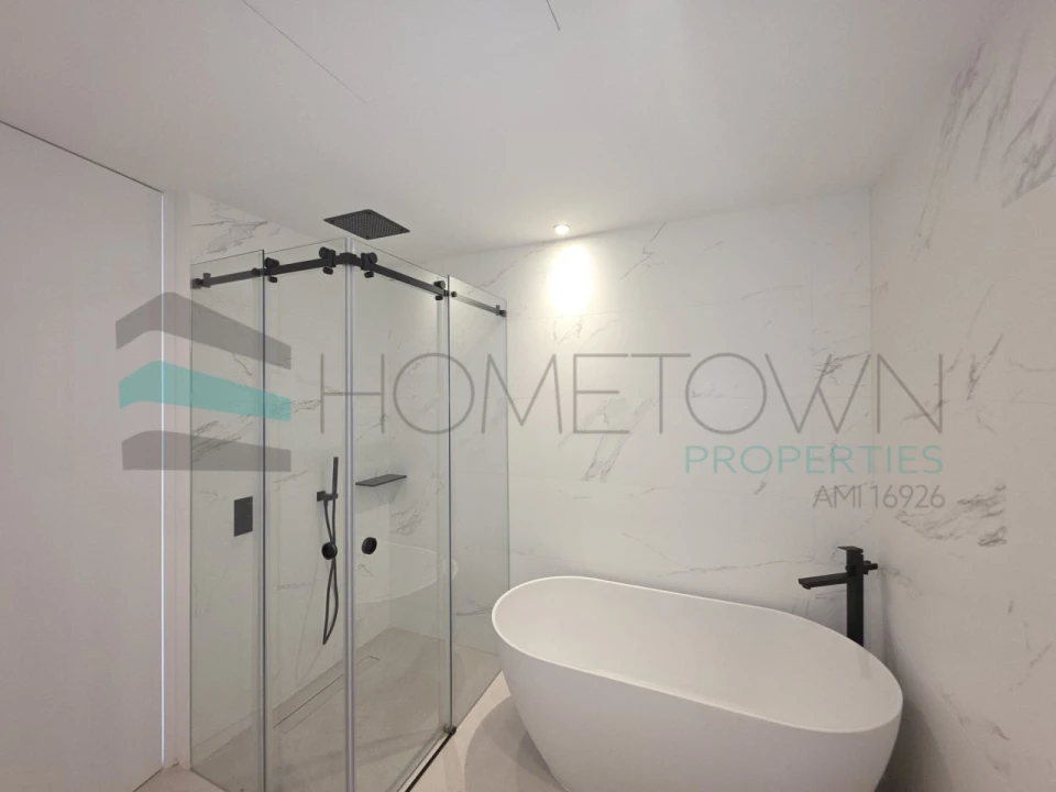 Apartamento T2 para Venda em Quarteira Foto 12