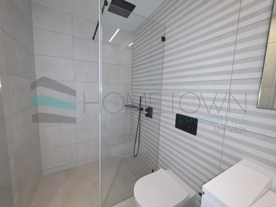 Apartamento T2 para Venda em Quarteira Foto 13