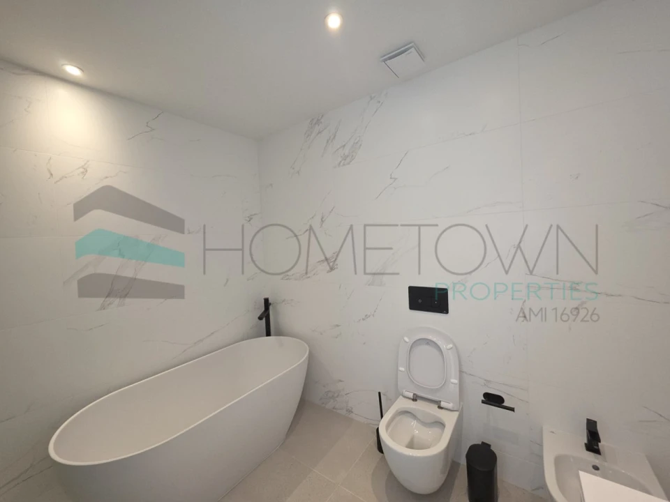 Apartamento T2 para Venda em Quarteira Foto 14