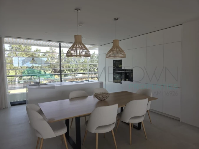 Apartamento T2 para Venda em Quarteira Foto 5